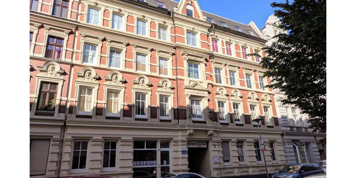 ruhige 4 Zimmer-Wohnung im Hinterhaus ***frisch renoviert*** mit Balkon - Dachgeschoßwohnung Magdeburg Sudenburg | Angebot:10983288