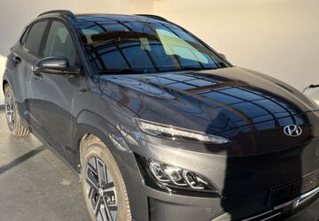 Hyundai KONA Elektro 25.570 km 28.690 &euro; Magdeburg 39116