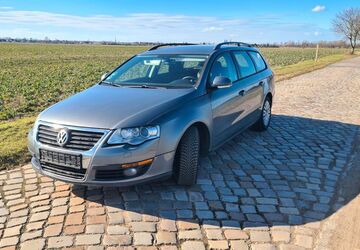 VW Passat Variant 272.124 km 2.200 &euro; Magdeburg 39112