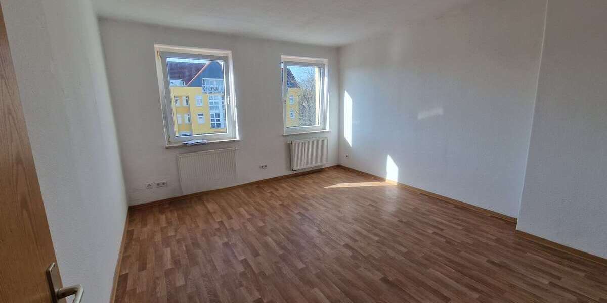 Etagenwohnung Schönebeck Altstadt - 3 Zimmer, 59 m&sup2;, 385&euro; | Angebot:25897923