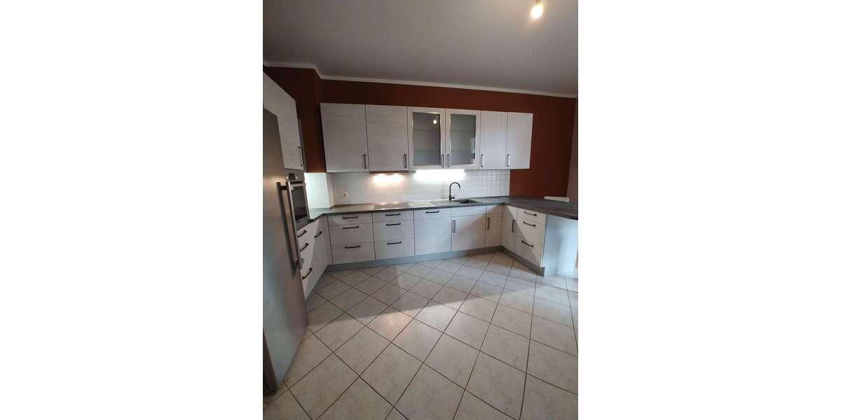 Etagenwohnung Magdeburg Stadtfeld Ost - 3 Zimmer, 94 m&sup2;, 700&euro; | Angebot:27317227