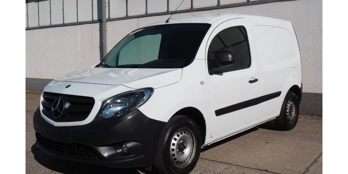 Mercedes-Benz Citan 116.258 km 8.990 &euro; Magdeburg 39128