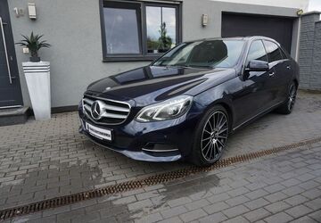 Mercedes-Benz E 250 292.300 km 11.900 &euro; Magdeburg 39114