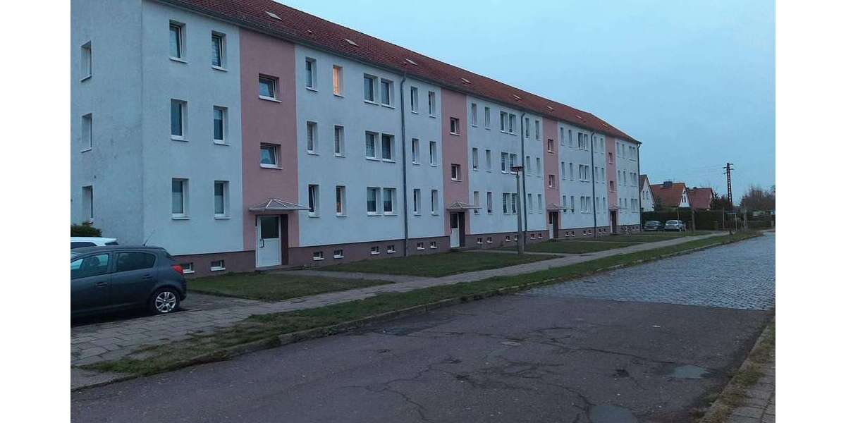 Etagenwohnung Wolmirstedt - 3 Zimmer, 60 m&sup2;, 390&euro; | Angebot:27443075