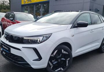 Opel Grandland (X) 17.764 km 25.950 &euro; Oschersleben 39387