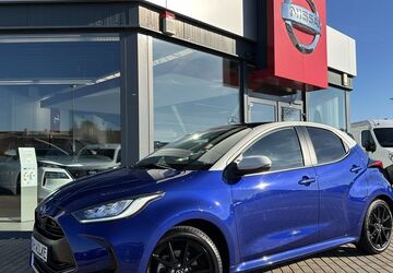 Mazda 2 Hybrid 29.795 km 18.490 &euro; Magdeburg 39120