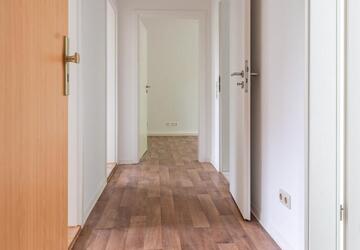 Wohnung Schönebeck (Elbe) - 3 Zimmer, 61 m&sup2;, 358&euro; | Angebot:25431882