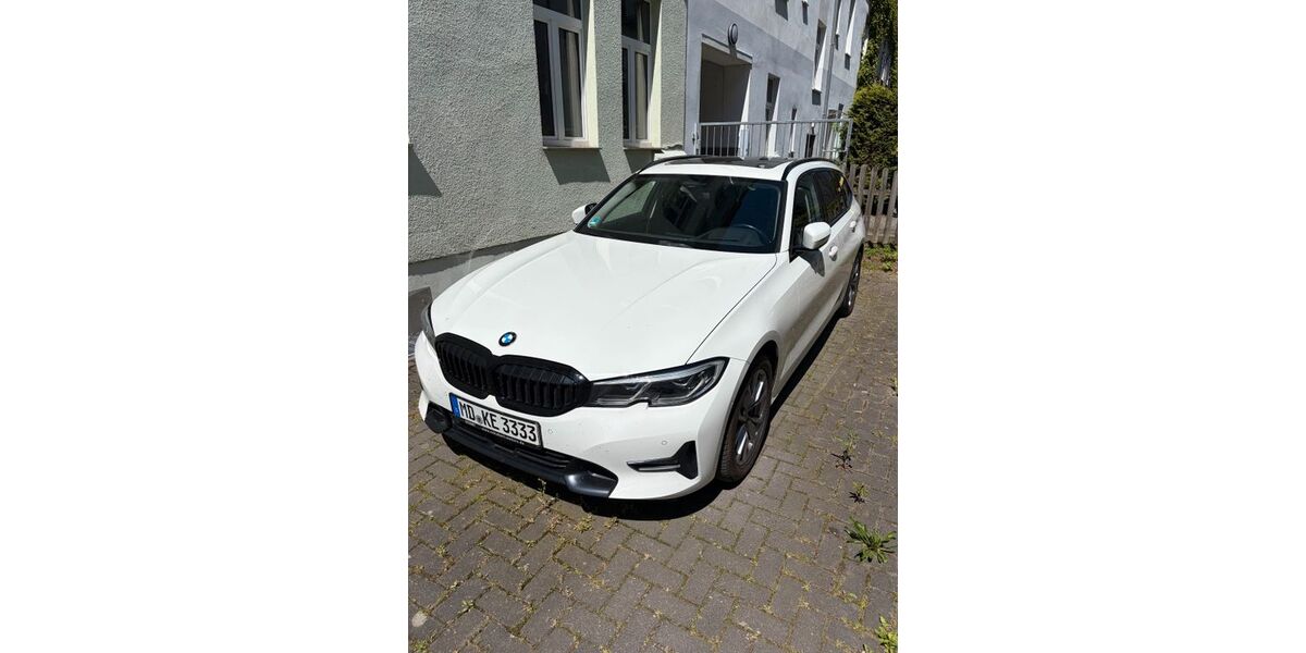 BMW 330 132.000 km 24.300 &euro; Magdeburg 39112