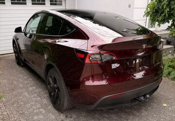 Tesla Model Y 69.000 km 34.900 &euro; Magdeburg 39110