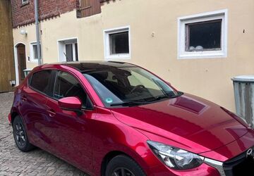 Mazda 2 75.450 km 9.999 &euro; Pömmelte 39249