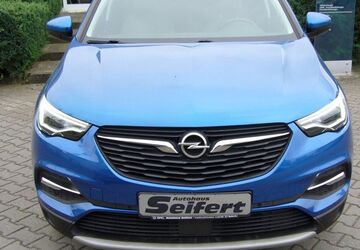 Opel Grandland (X) 100.566 km 12.880 &euro; Magdeburg 39116