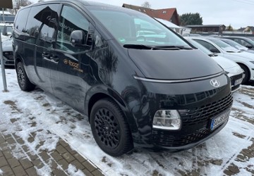Hyundai STARIA 2.944 km 53.490 &euro; Magdeburg 39116