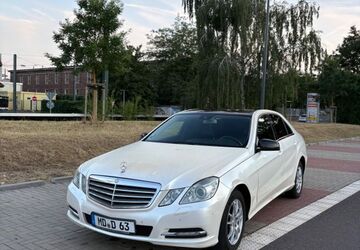 Mercedes-Benz E 200 214.230 km 8.700 &euro; Magdeburg 39104