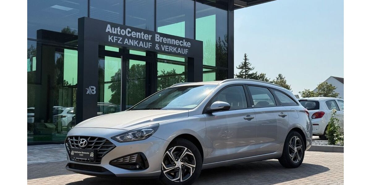 Hyundai i30 86.600 km 14.950 &euro; Magdeburg 39118