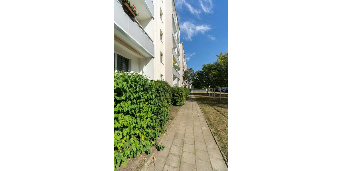Etagenwohnung Schönebeck - 3 Zimmer, 57 m&sup2;, 313&euro; | Angebot:27310926