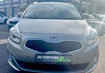 Kia Carens 156.000 km 6.990 &euro; Magdeburg 39120