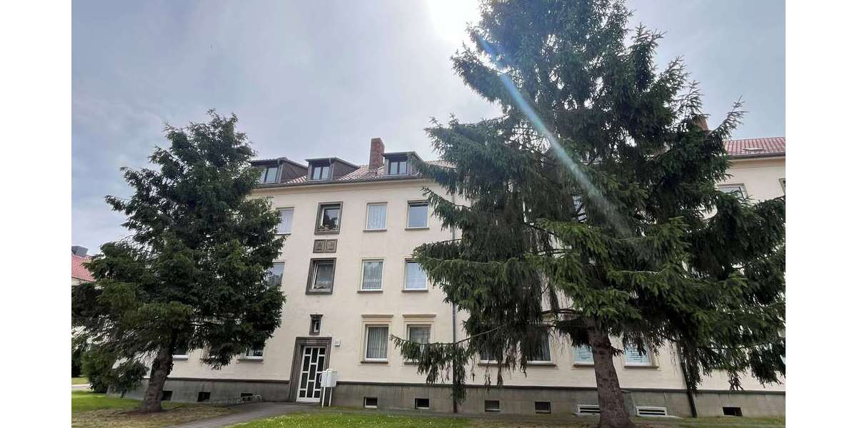 Etagenwohnung Calbe - 3 Zimmer, 71 m&sup2;, 495&euro; | Angebot:25792097