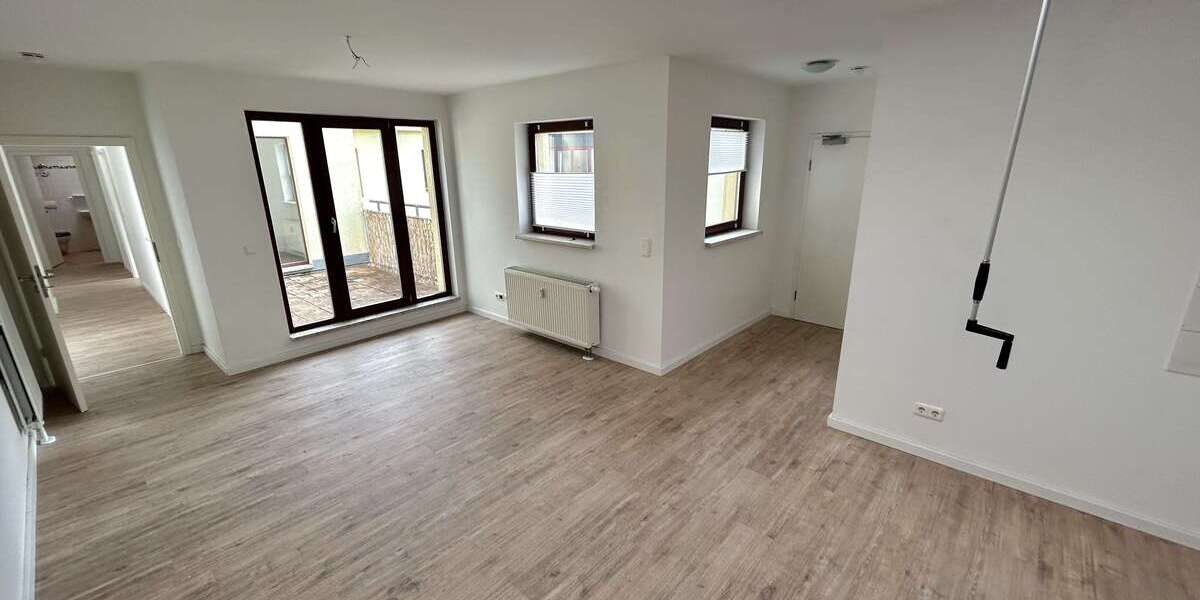Etagenwohnung Magdeburg Altstadt - 3 Zimmer, 80 m&sup2;, 650&euro; | Angebot:25806879