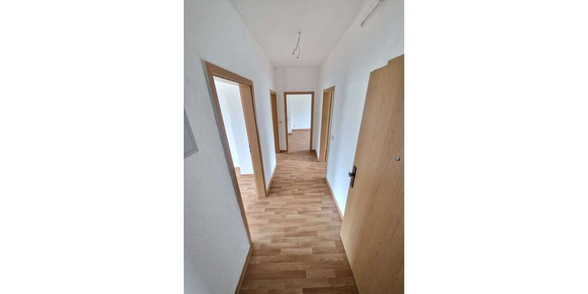 Etagenwohnung Schönebeck Schönebeck-Salzelmen - 3 Zimmer, 68 m&sup2;, 402&euro; | Angebot:26255688
