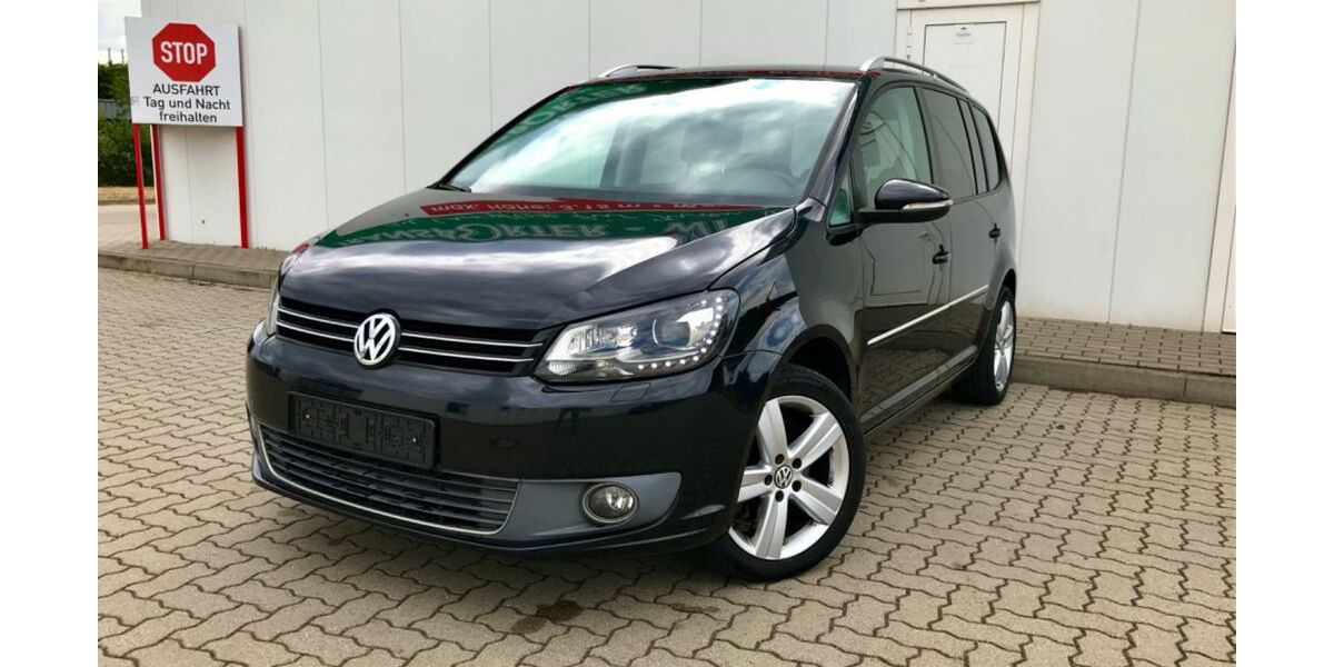 VW Touran 144.000 km 10.490 &euro; Magdeburg 39116
