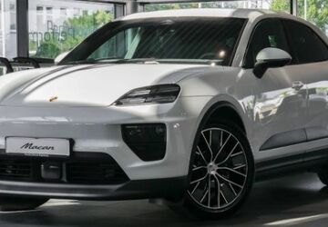 Porsche Macan 9.900 km 84.390 &euro; Magdeburg 39116